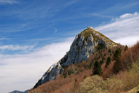 风景 爆破 城堡 纪念碑 比利牛斯山脉 要塞 坚不可摧 据点