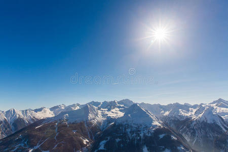 滑雪胜地巴德加斯坦在冬季雪山，奥地利，萨尔茨堡