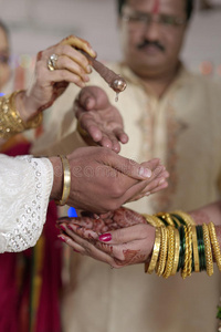 印度教婚礼中的kanya daan仪式