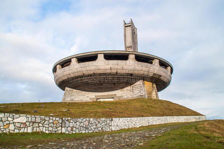 格鲁兹亚兹粮仓布兹鲁德扎日出美味的萨马努为诺鲁兹