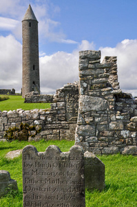 北爱尔兰德文尼斯岛修道院遗址