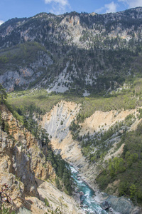 塔拉河峡谷