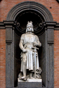 一个战士在那不勒斯的雕像
