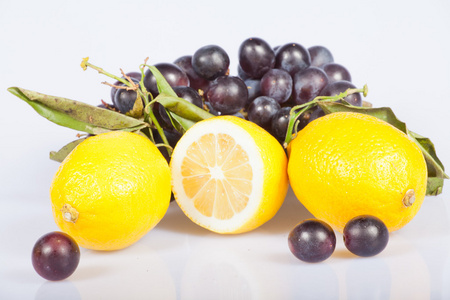 柠檬和葡萄