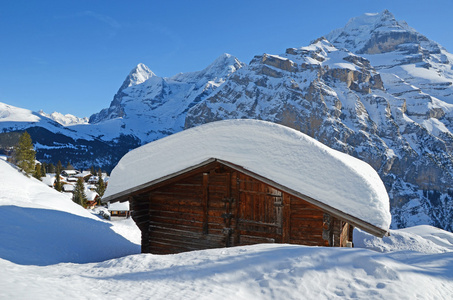 穆伦，著名的瑞士滑雪度假村