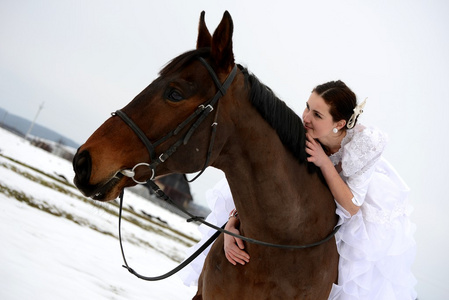 一匹马的新娘