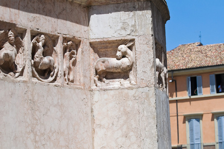 帕尔马的 baptistery。艾米利亚罗马涅。意大利