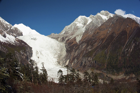 雪山