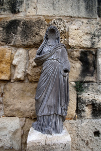 雕塑在古代浴在萨拉米斯图片