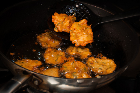 pakora，洋葱 bhaji