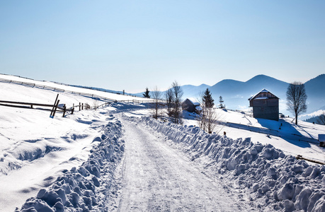 冬天在雪地里路