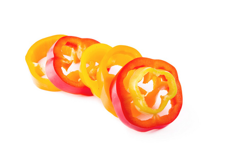一套的不同颜色甜辣椒的切片。健康饮食概念饮食