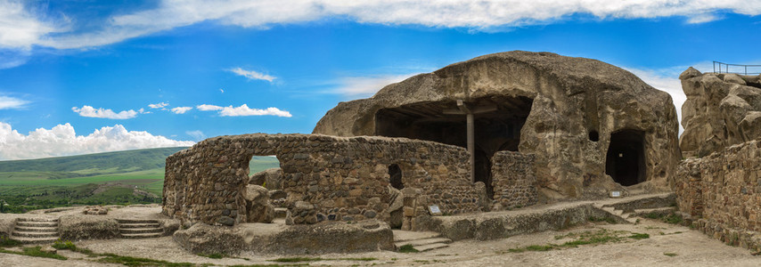 山和史前遗址的 3000 年旧窑洞镇 uplistsikhe 在高加索地区，格鲁吉亚的全景