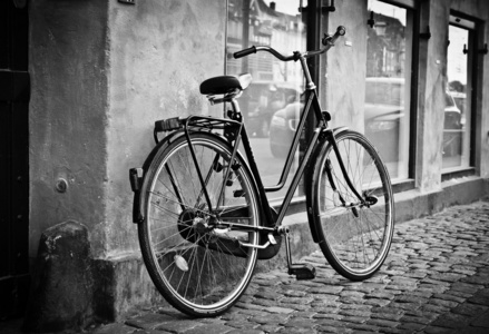 在哥本哈根，丹麦经典怀旧复古城市自行车