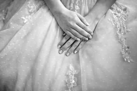 新娘的手