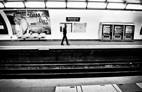 地铁地下在巴黎，法国