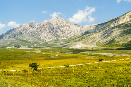 景观的 campo imperatore