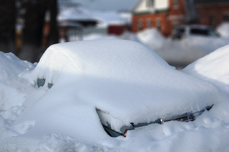 完全覆盖雪车