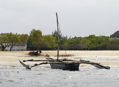拉穆，肯尼亚传统的船扬帆