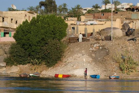 靠近阿斯旺，埃及的尼罗河流域