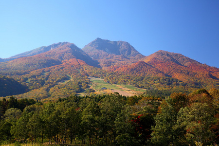 山妙高秋