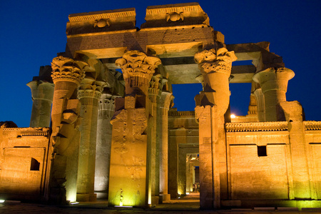 在埃及 kom ombo sobek 的寺庙