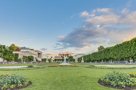 米拉贝尔花园 mirabellgarten 在奥地利萨尔茨堡