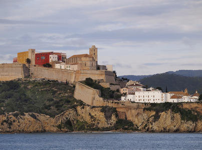 伊维萨岛镇的墙壁，巴利阿里群岛，西班牙