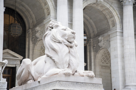 石狮，纽约城图书馆