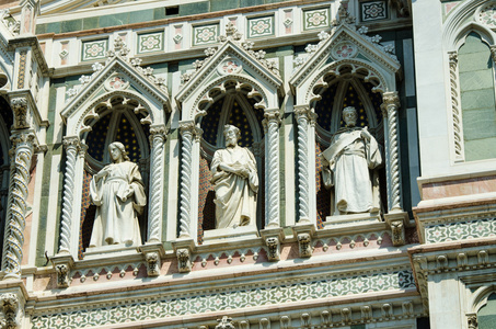 在佛罗伦萨大教堂的内容体系结构