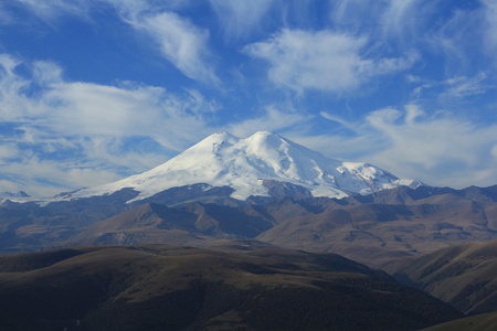 装载 elbrus。北高加索