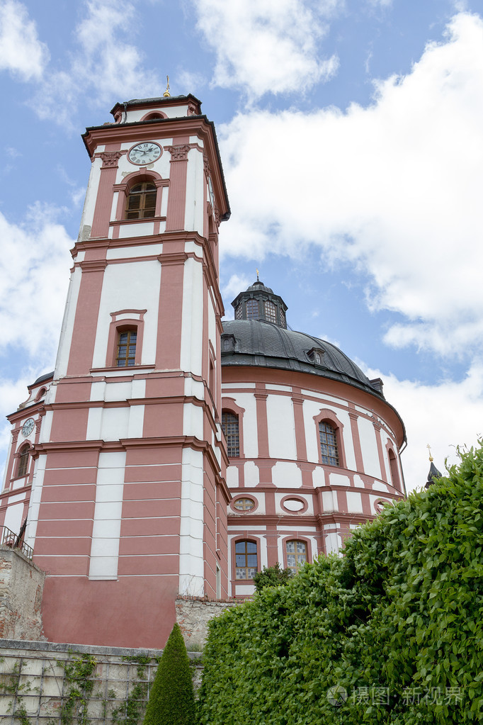 著名的巴洛克式城堡亚罗梅日采nadrokytnou