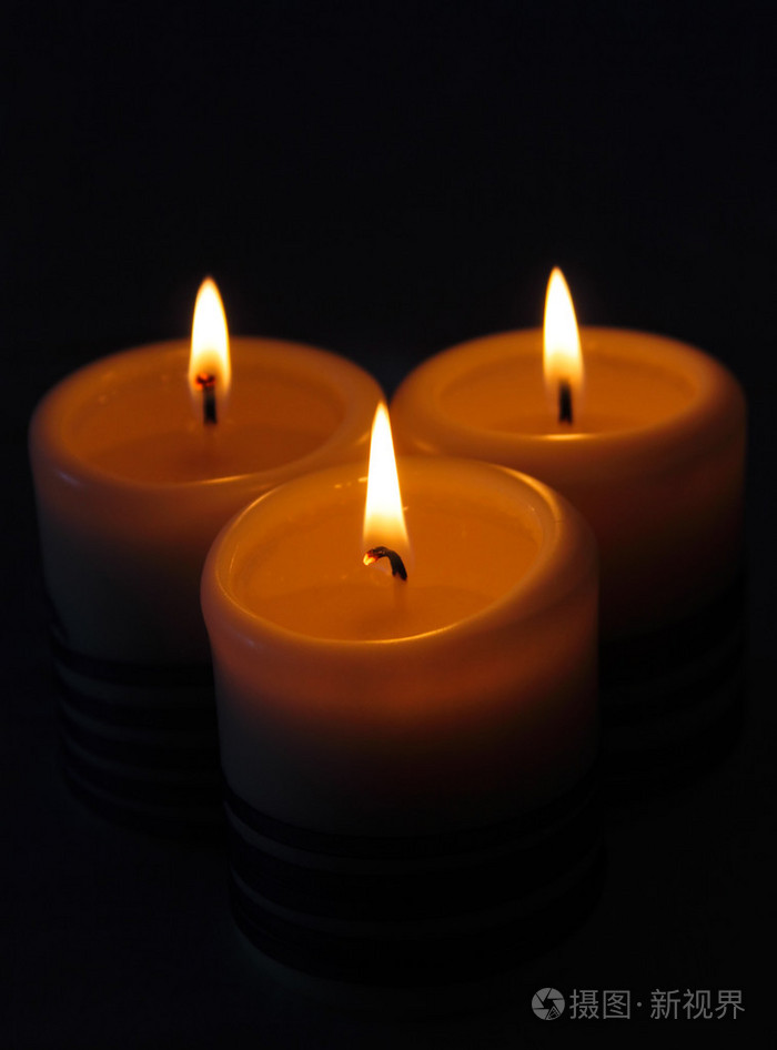 燃烧的蜡烛