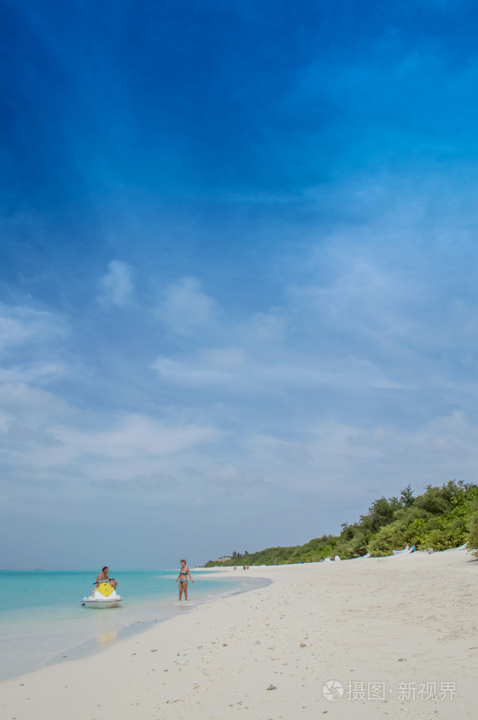 天然的沙滩-马尔代夫