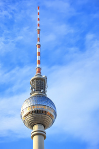 fernsehturm，电视塔位于柏林亚历山大广场