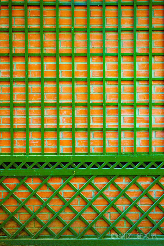 砖墙与木格子照片 正版商用图片1buthv 摄图新视界 砖墙与木格子照片 正版商用图片1buthv 摄图新视界