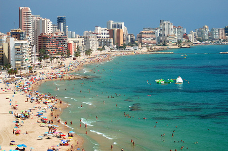 在 calpe，西班牙的沙滩