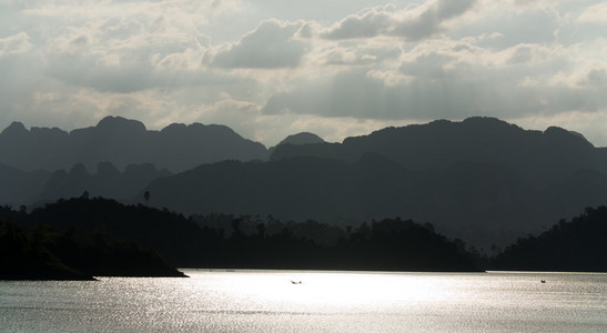 焦雄屏 lan 湖考索 n.p