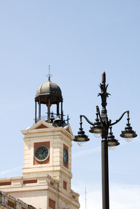 钟塔 puerta del sol 马德里西班牙