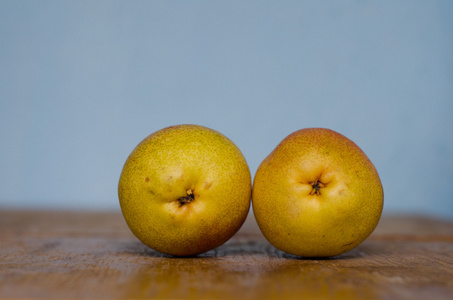 两个梨