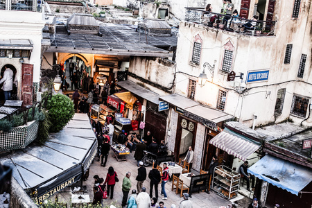 bab bou jeloud 门 蓝色 位于土耳其毡帽，摩洛哥