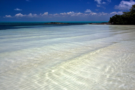 Zataeno relaxovat a pobe caraibbien modr laguny