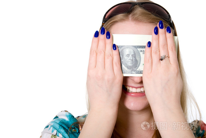 性格开朗的女孩她闭上眼睛一包美元