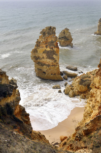 阿尔加威 marinha 海滩