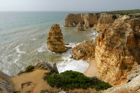 阿尔加威 marinha 海滩