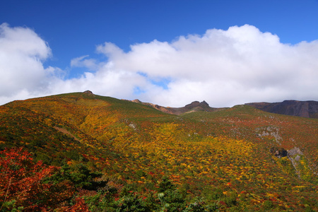 秋天的山