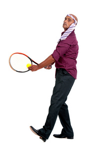 商务男人打网球