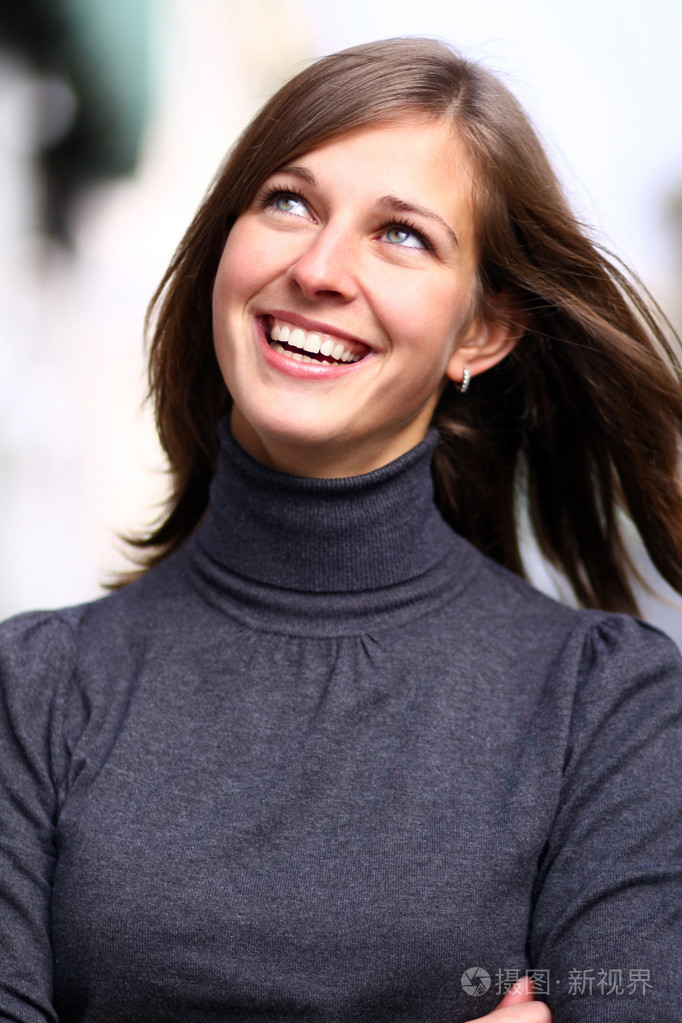 性格开朗的女孩的情感写照