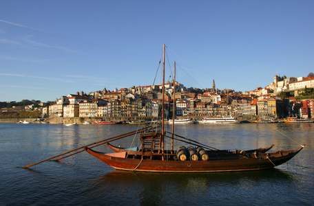 在葡萄牙北部波尔图市典型船
