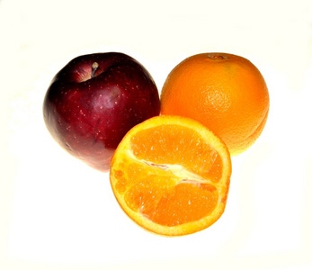 苹果和橙和半橙